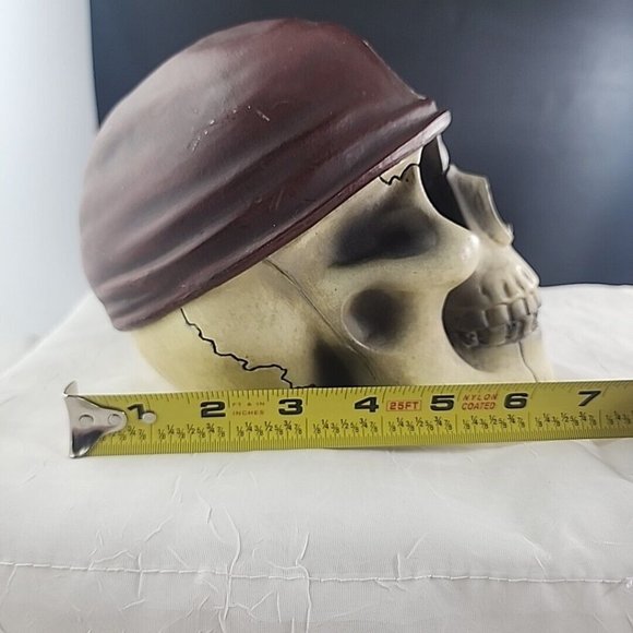 Disney Pirates of the Caribbean Skull Head Treasure Chest Halloween Decor Toy - Picture 9 of 9